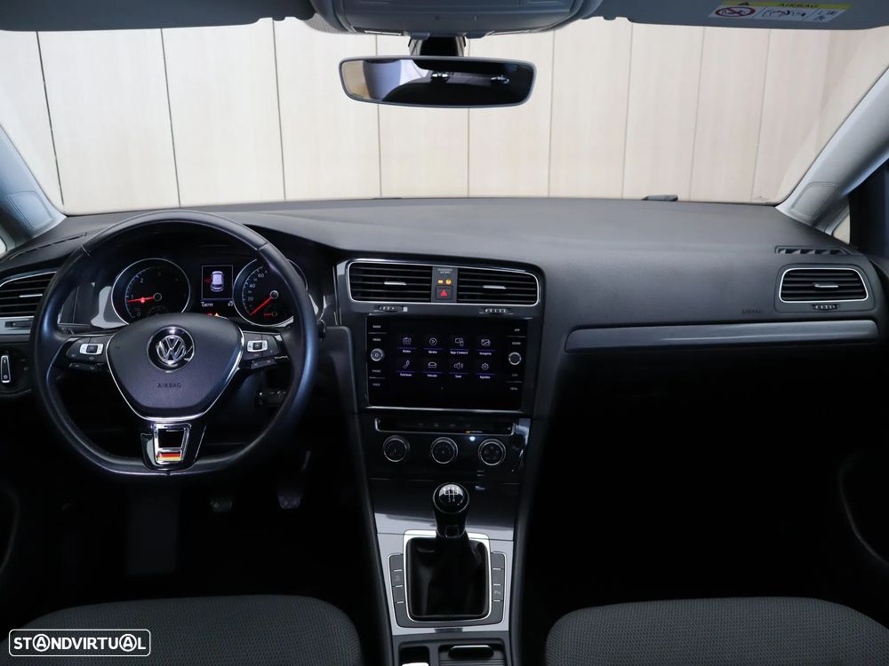 VW Golf 1.6 TDI Confortline - 13