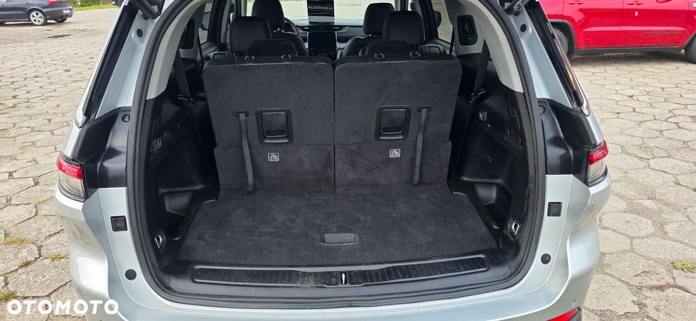 Jeep Grand Cherokee - 17