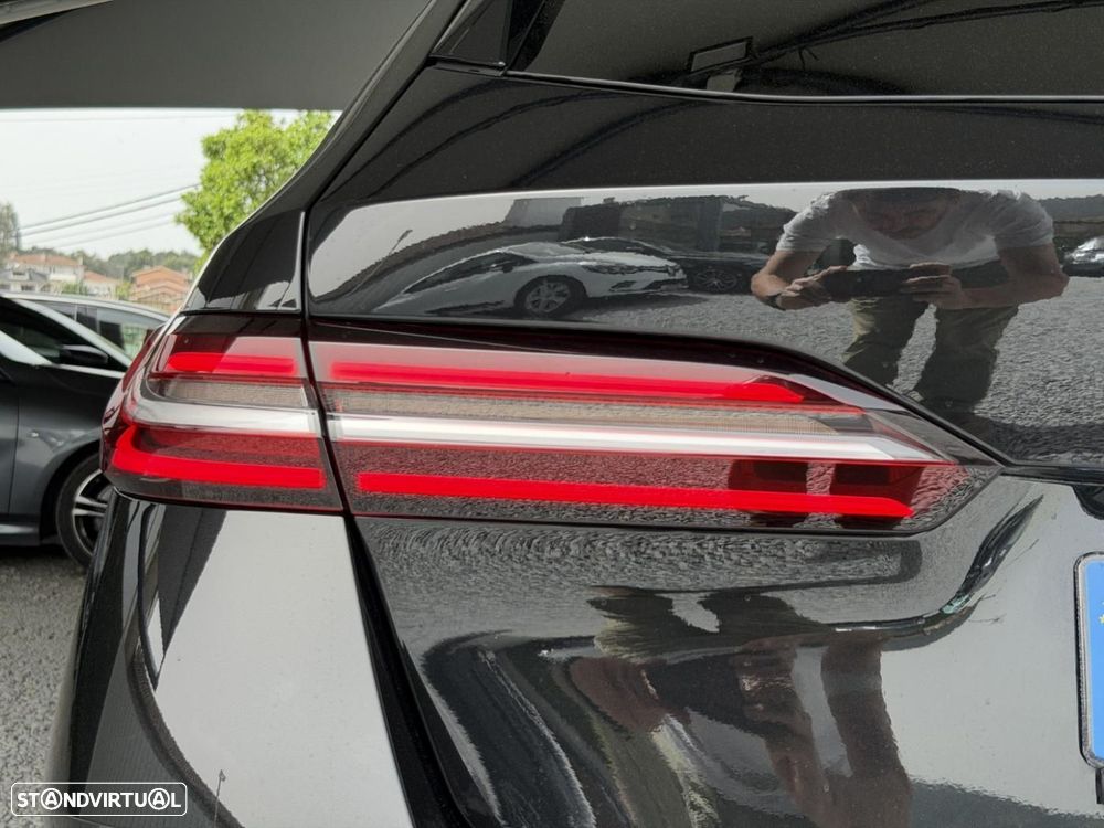 BMW 530 e Pack Desportivo M - 48