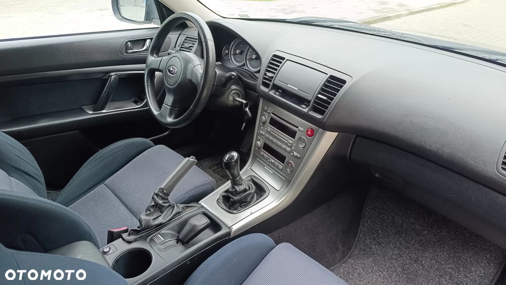 Subaru Legacy 2.0 4WD Celebration - 12