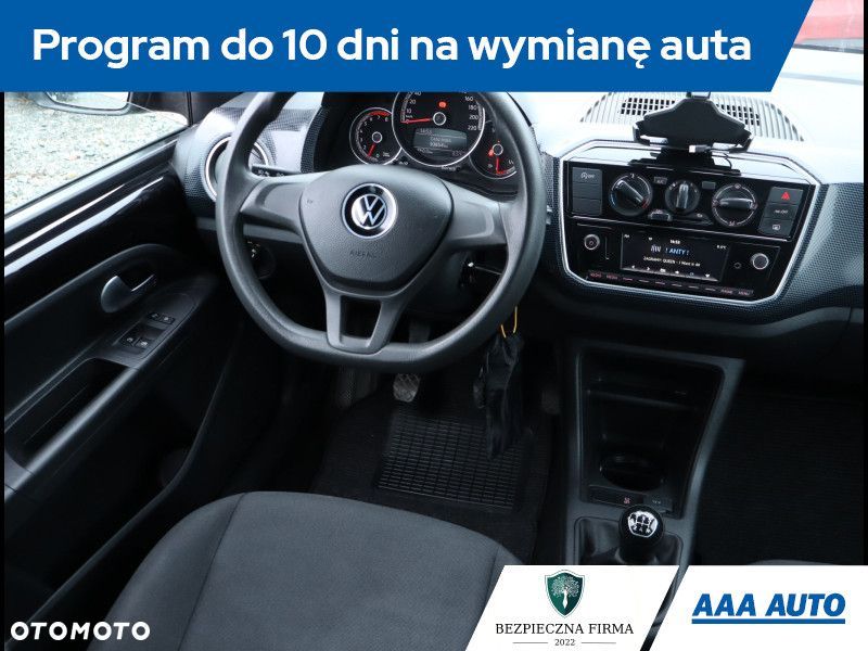 Volkswagen up! - 8
