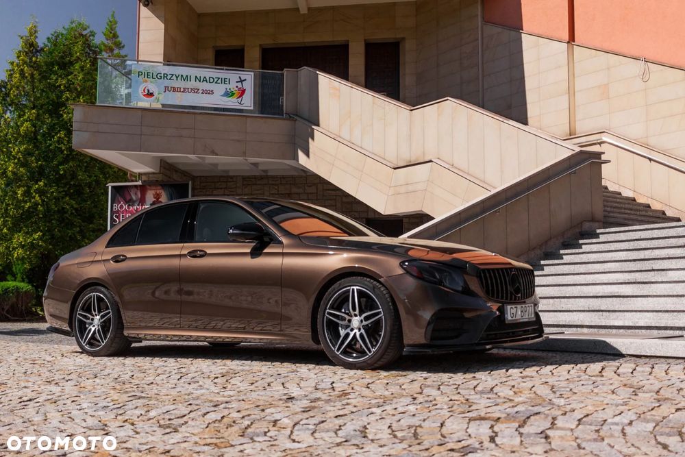 Mercedes-Benz Klasa E 43 AMG 4Matic 9G-TRONIC - 1