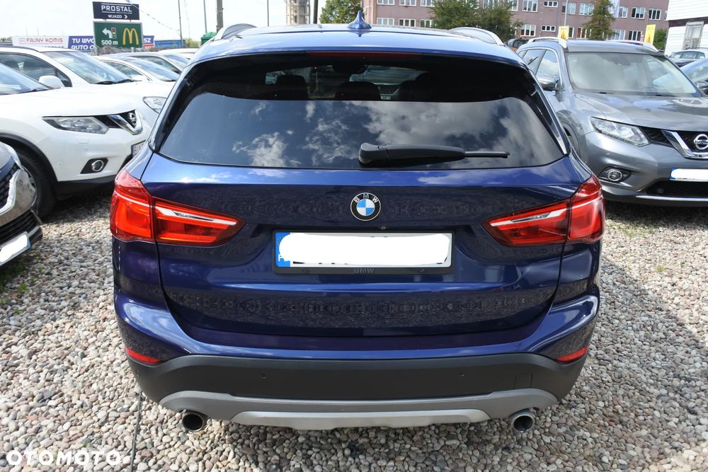 BMW X1 xDrive28i Sport Line - 2