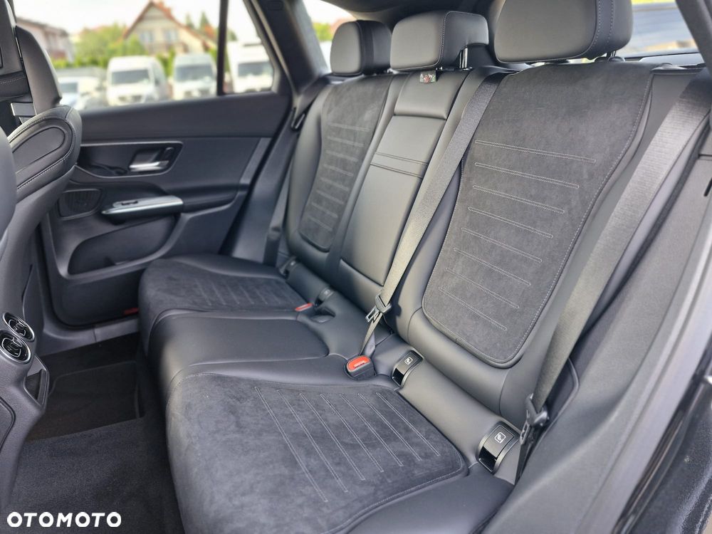 Mercedes-Benz GLC 200 mHEV 4-Matic AMG Line - 16