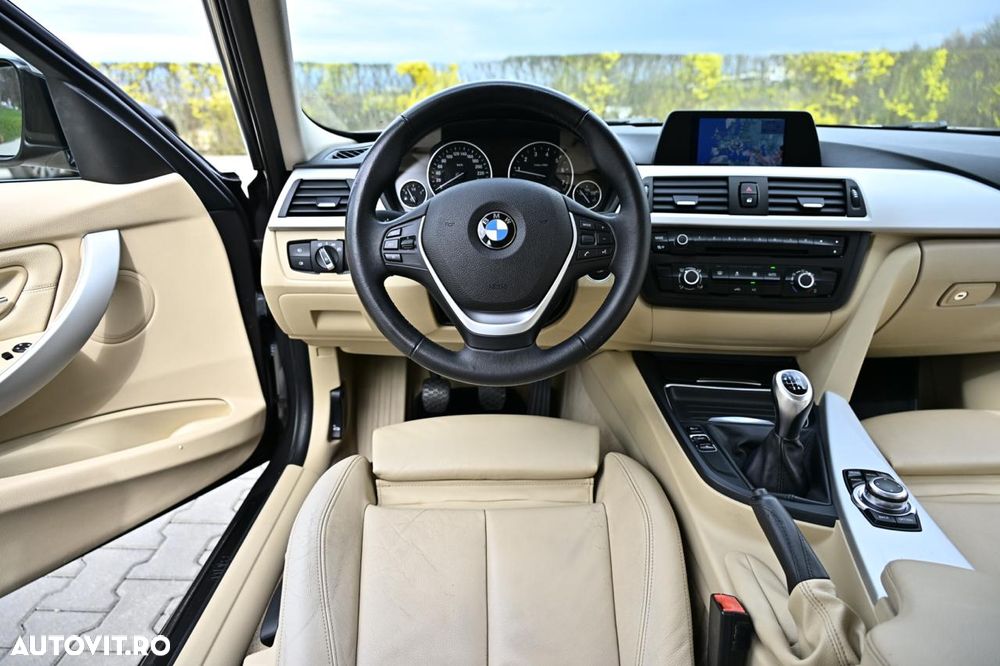 BMW Seria 3 320i Efficient Dynamics Edition - 16