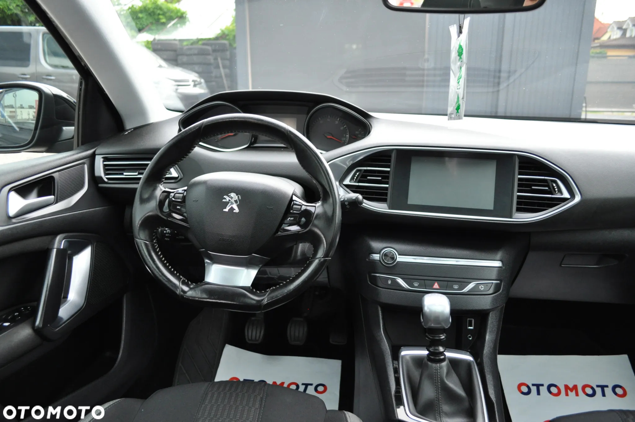 Peugeot 308 1.2 PureTech Style S&S - 23