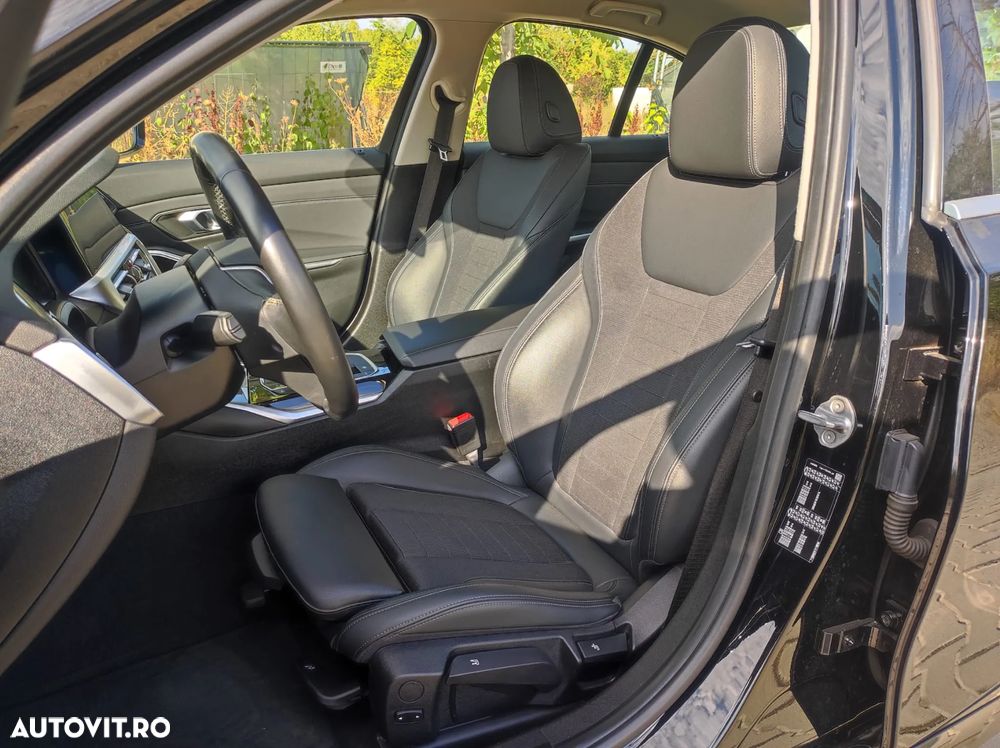 BMW Seria 3 320i Aut. Sport Line - 12