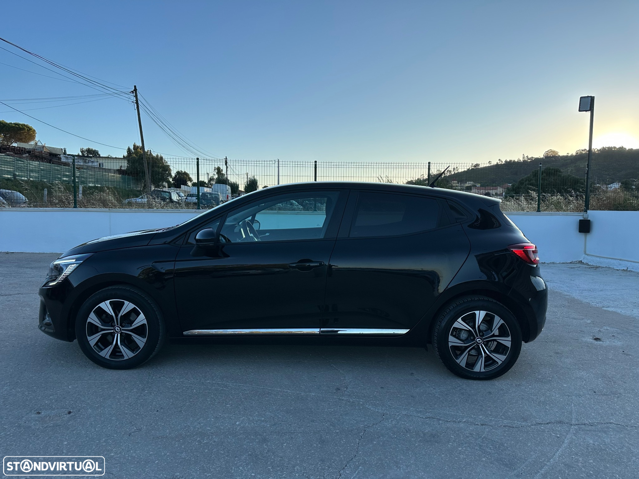 Renault Clio 1.5 Blue dCi Evolution - 8
