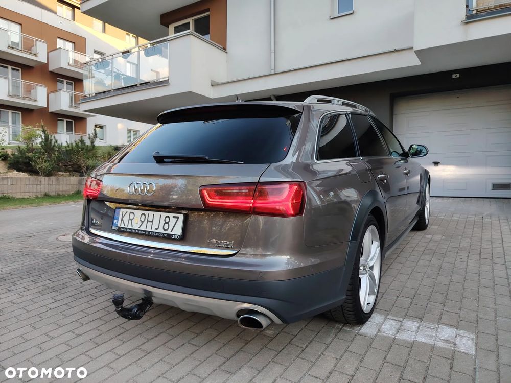 Audi A6 Allroad - 14
