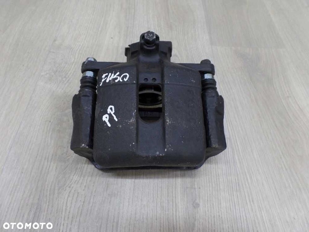 MITSUBISHI CANTER FUSO 7C18 4.9 DID ZACISK PRZOD PRAWY 07-12 - 1