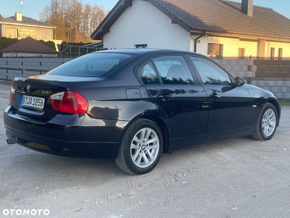 BMW Seria 3 318i Edition Exclusive - 11