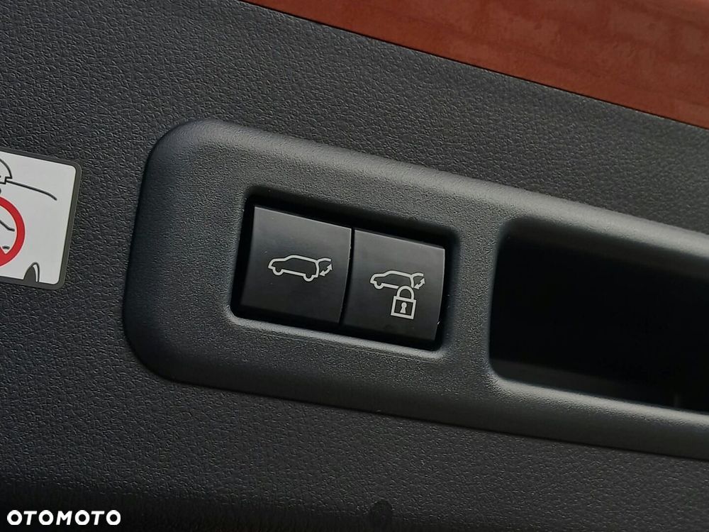 Lexus LBX 1.5 Hybrid Cool AWD - 39