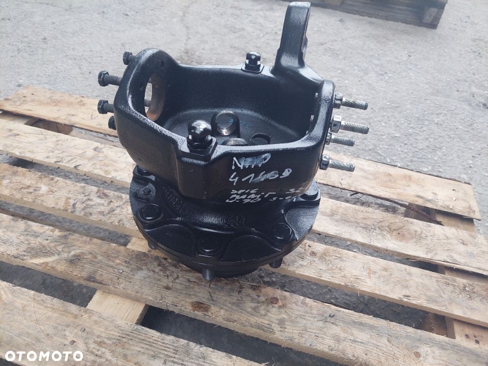 ZWOLNICA ZE ZWROTNICA SPICER MANITOU 1440 1740 1840  [W-70, S-4X27, P-14, R-20, SZ-8][D][NAP 41439] - 3