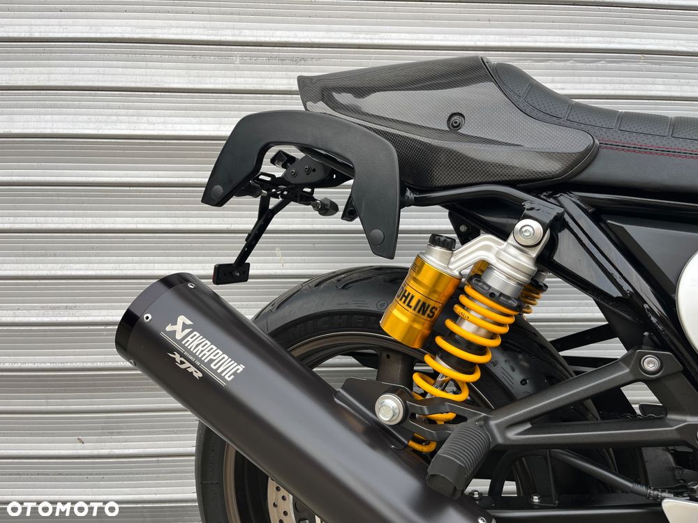Yamaha XJR - 37