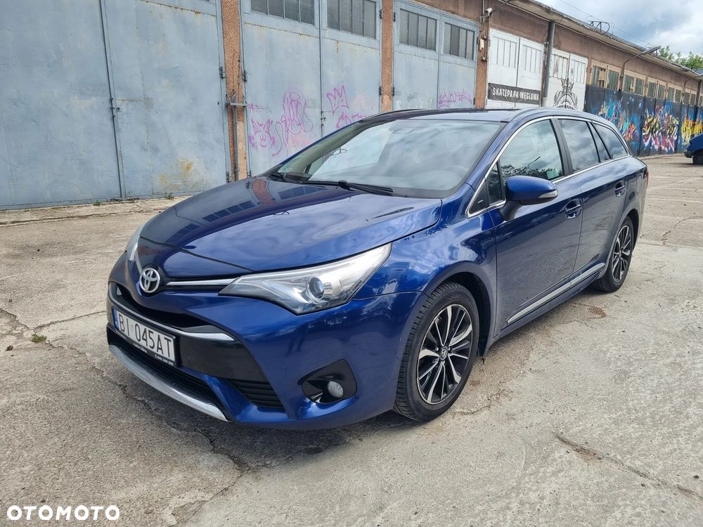 Toyota Avensis 2.0 D-4D Prestige - 1