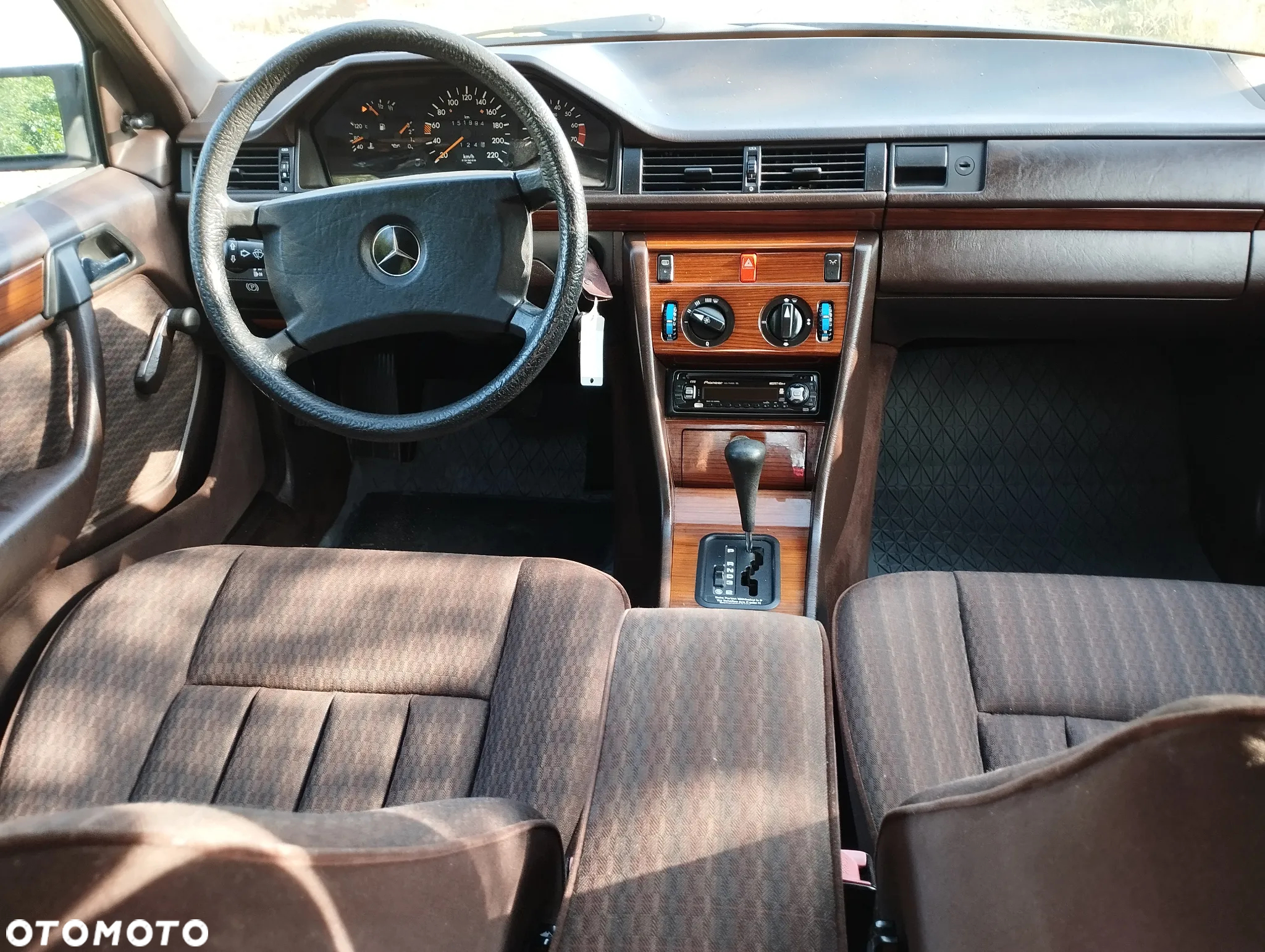 Mercedes-Benz W124 (1984-1993) - 9