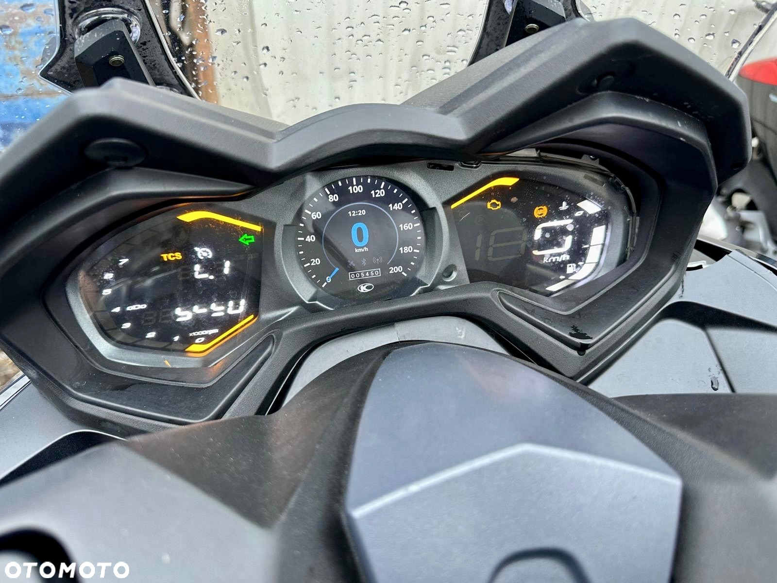 Kymco AK 550 - 10