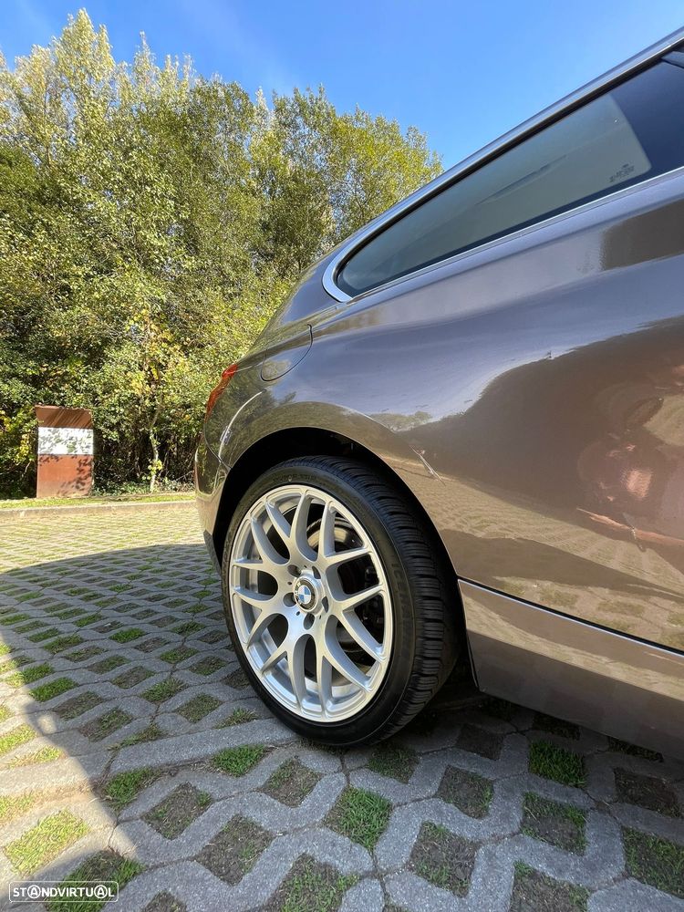 BMW 116 d Pack M - 3