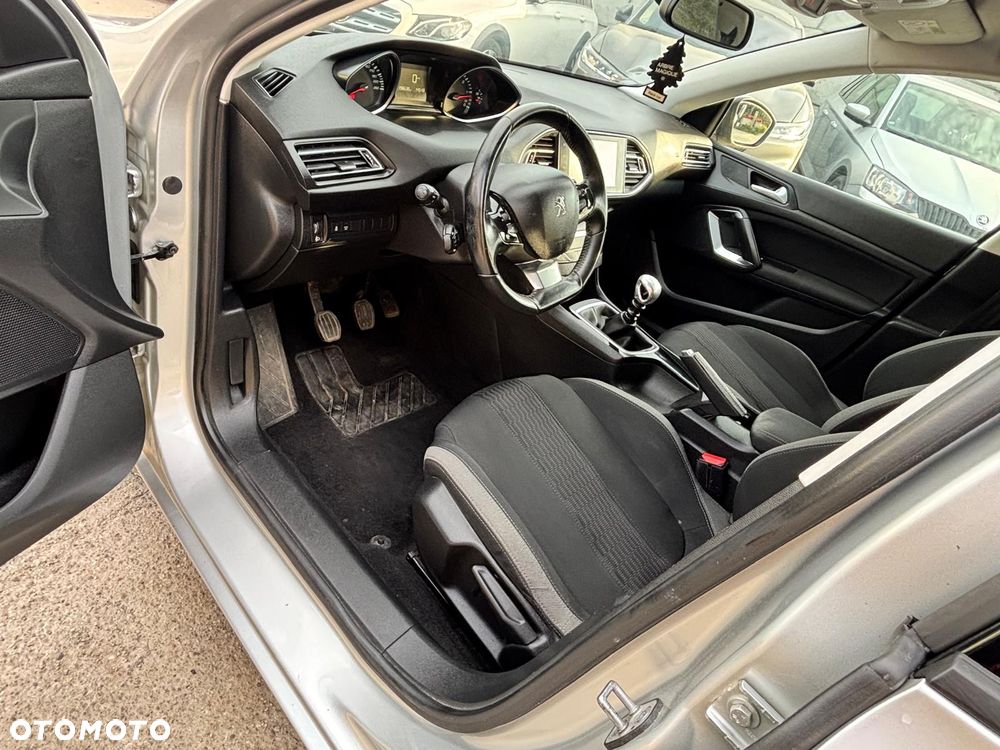Peugeot 308 - 21