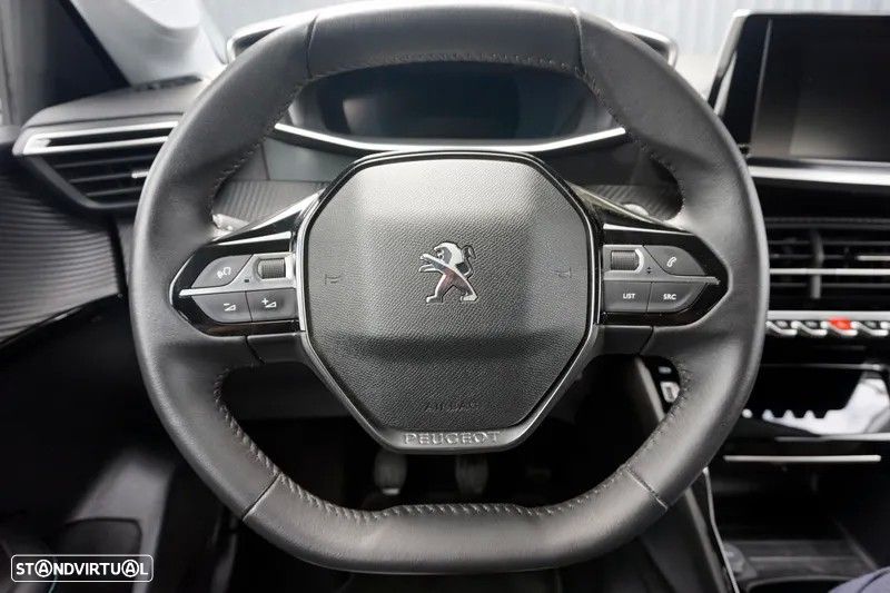 Peugeot 208 1.2 PureTech Allure - 11