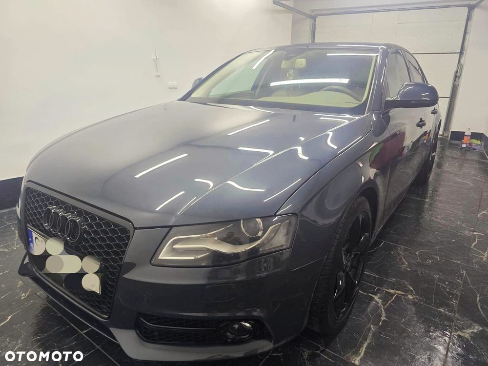 Audi A4 Limousine 3.2 FSI Quattro Tiptronic - 2