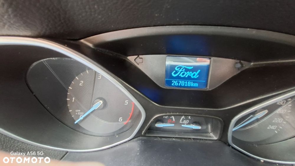 Ford Focus - 8