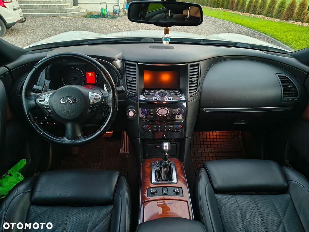 Infiniti FX FX30d S Premium - 7