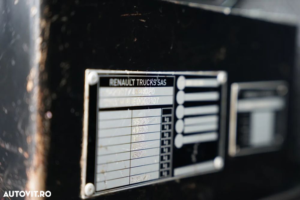 Renault K 380 / 6x4 / BASCUNĂ CU 2 LATE / BASCUNĂ HIDRAULICĂ + HIAB 211 EP-4 HDS / TELECOMANDĂ / CUPĂ / EURO 6 - 37