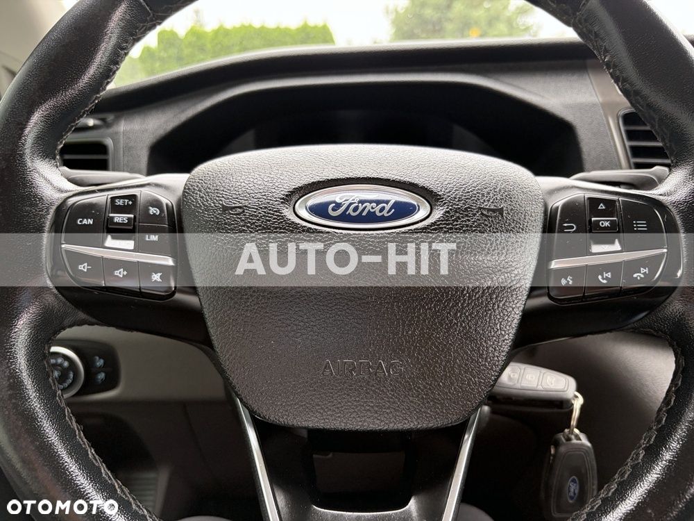 Ford Transit - 26