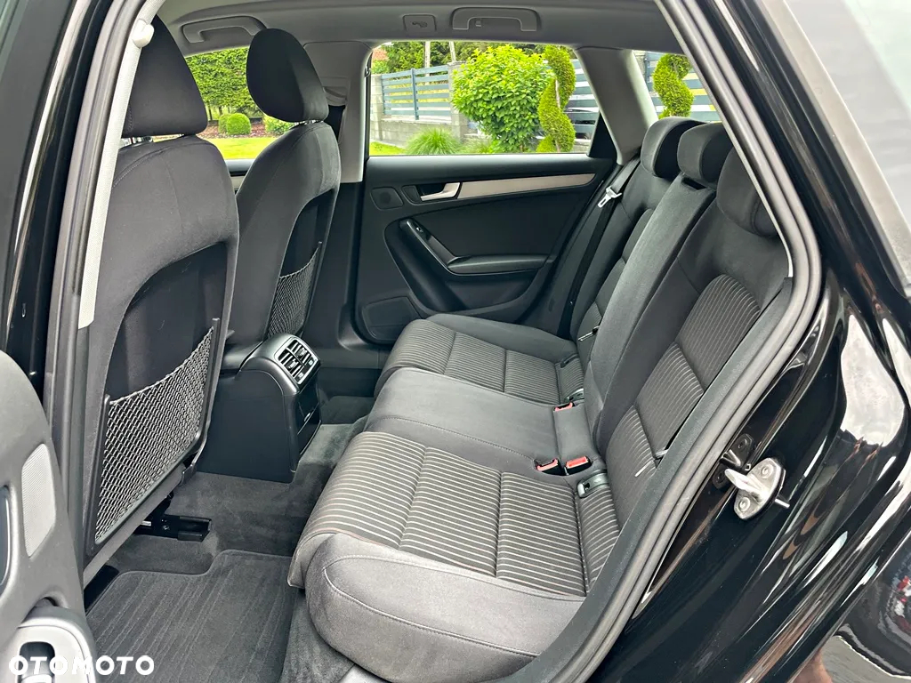 Audi A4 Avant 1.8 TFSI quattro Ambiente - 22