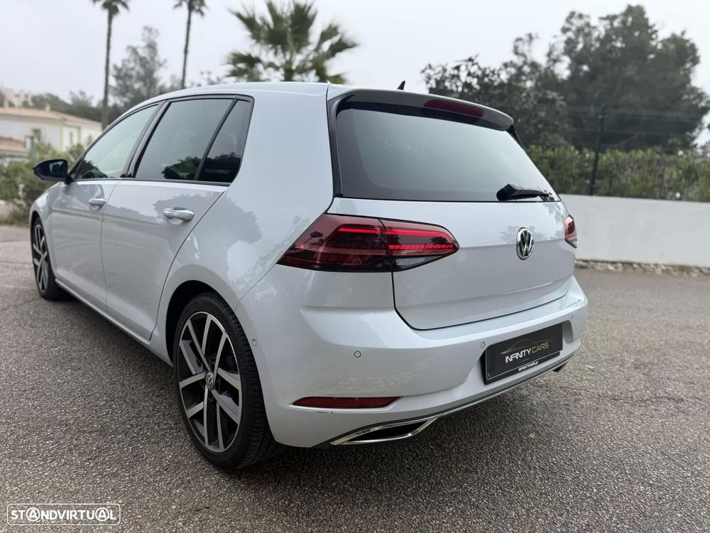 VW Golf 2.0 TDI R-Line DSG - 11