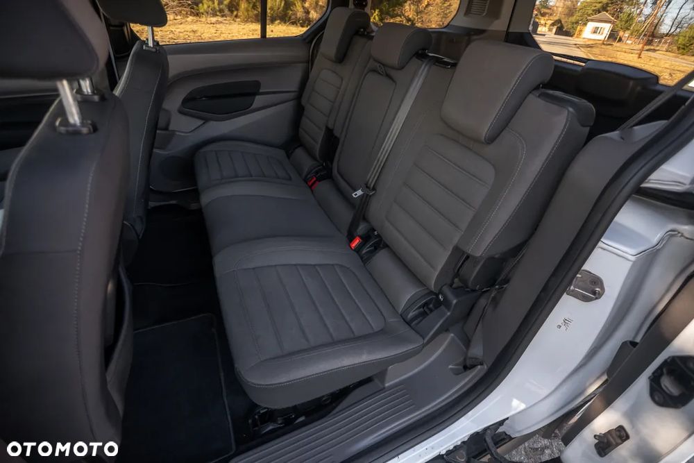 Ford Tourneo Connect Grand - 20