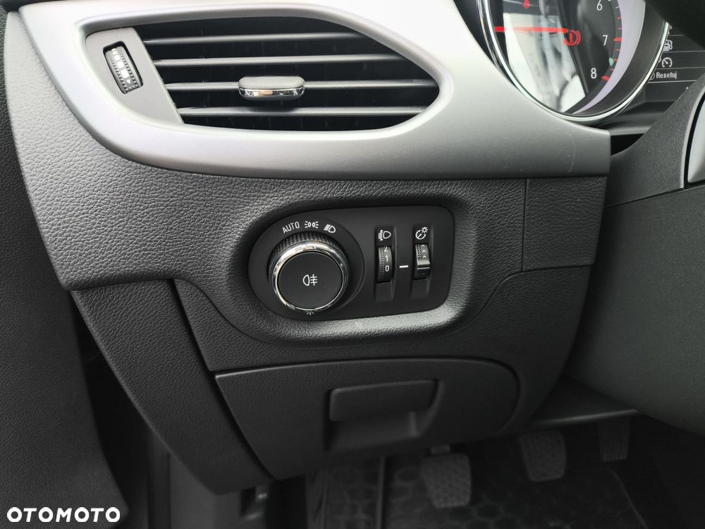 Opel Astra - 22