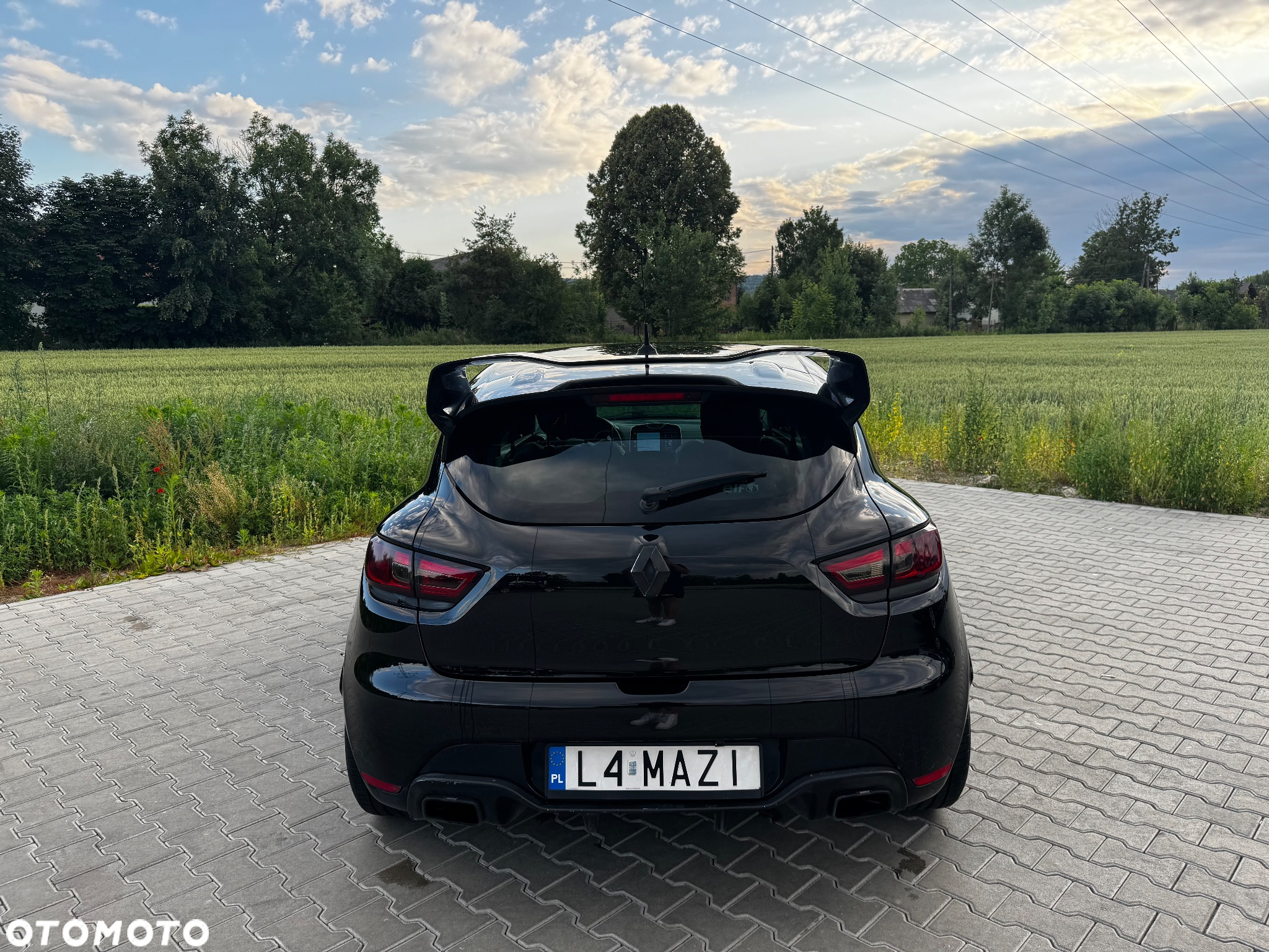 Renault Clio 1.6 R.S 200 EDC - 10