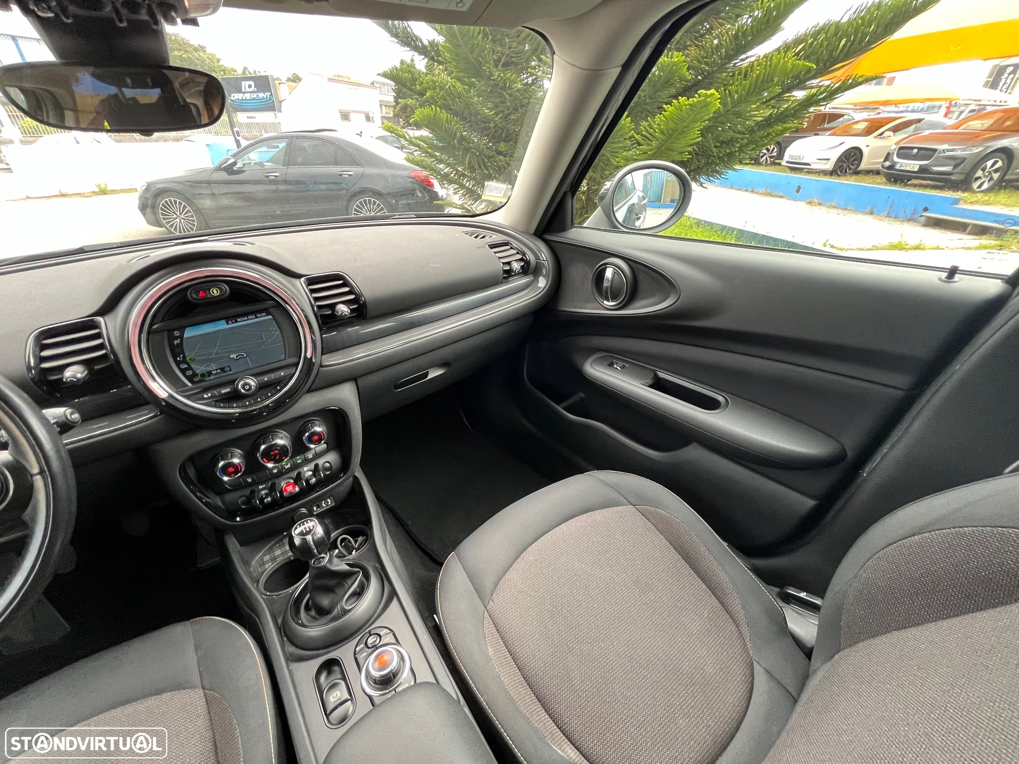 MINI Clubman Cooper D - 52