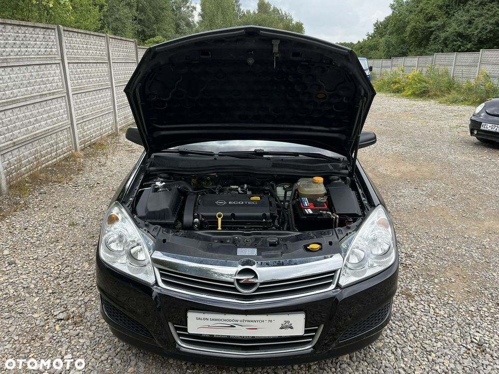 Opel Astra - 25