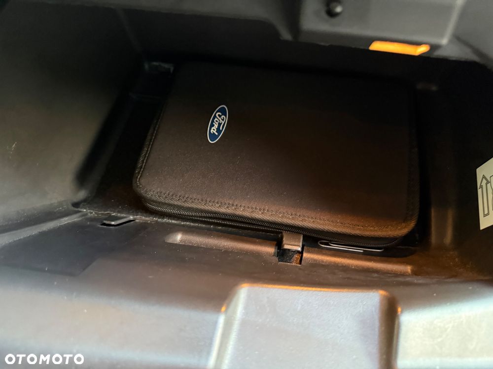 Ford Focus SW 1.5 TDCi DPF S&S - 26