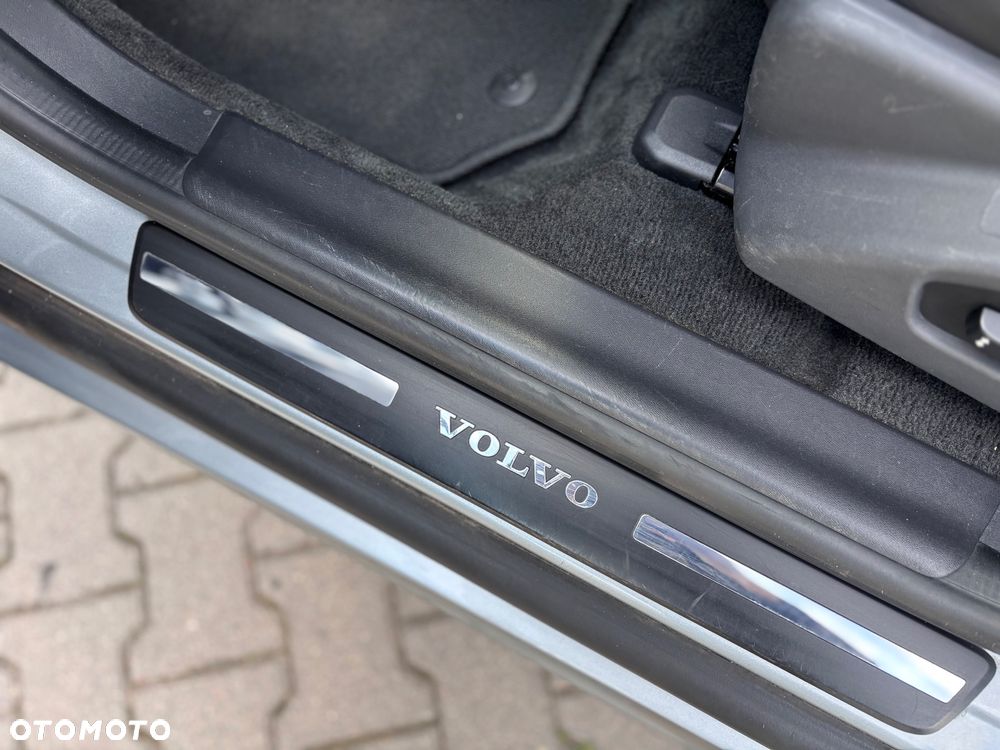 Volvo XC 60 D3 Geartronic Summum - 29
