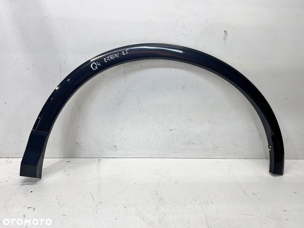 LISTWA Z BŁOTNIKA NAKŁADKA LEWY TYŁ AUDI Q4 E-TRON 89A853817E - 2
