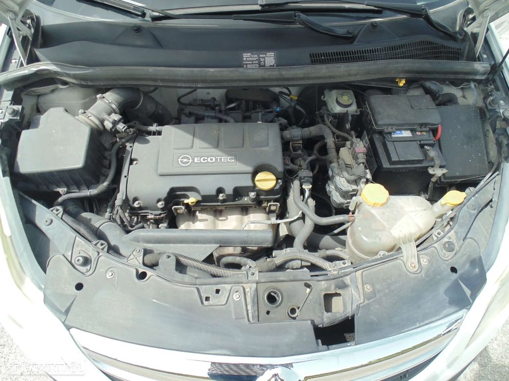 Opel Corsa 1.2 Black Edition 129g - 29