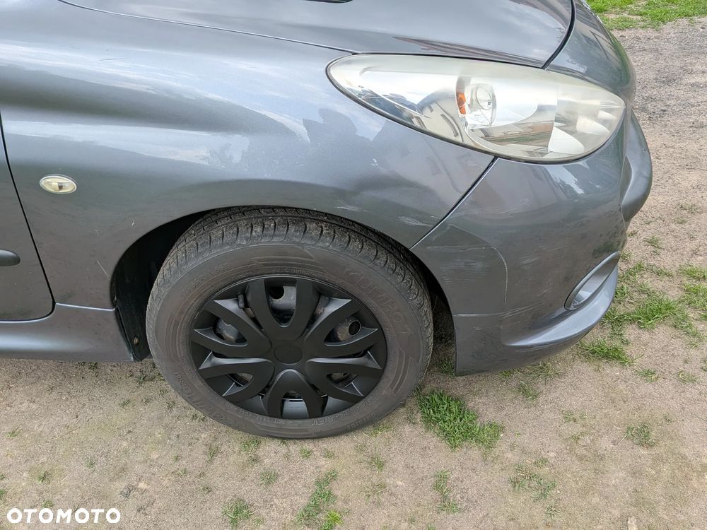 Peugeot 206 plus - 5