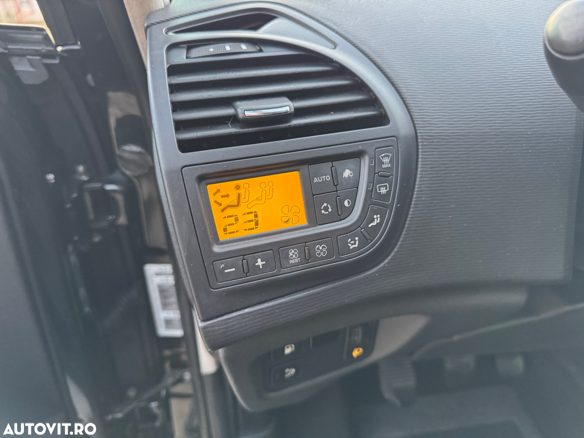 Citroën C4 Picasso - 14