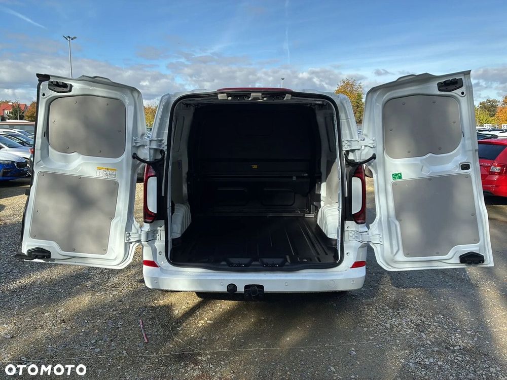 Volkswagen Transporter T7 EDITION PLUS Furgon/6-cio osob./(L2) 2.0 TDI 150KM, r.o. 3500 mm - 11