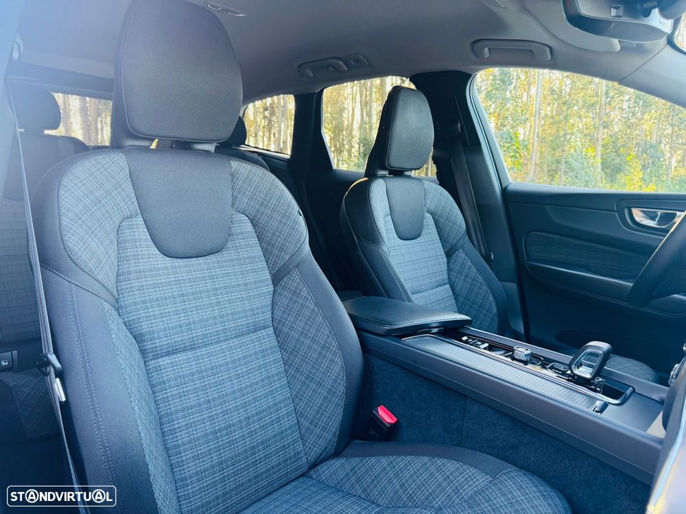 Volvo XC 60 2.0 B4 Inscription Geartronic - 45