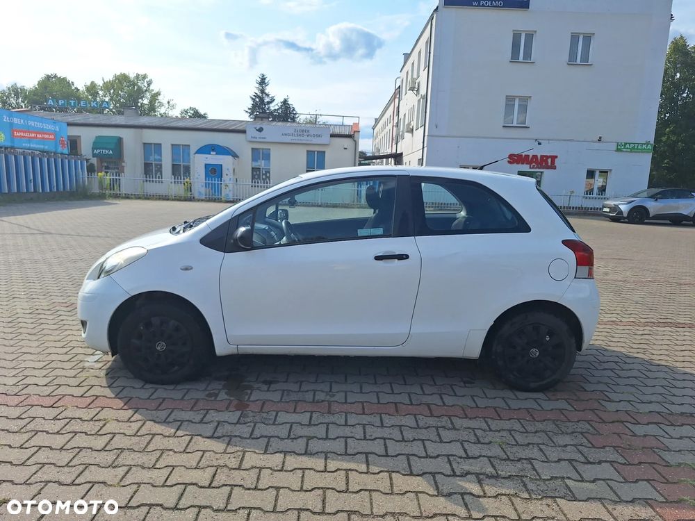 Toyota Yaris 1.0 Terra A/C - 2