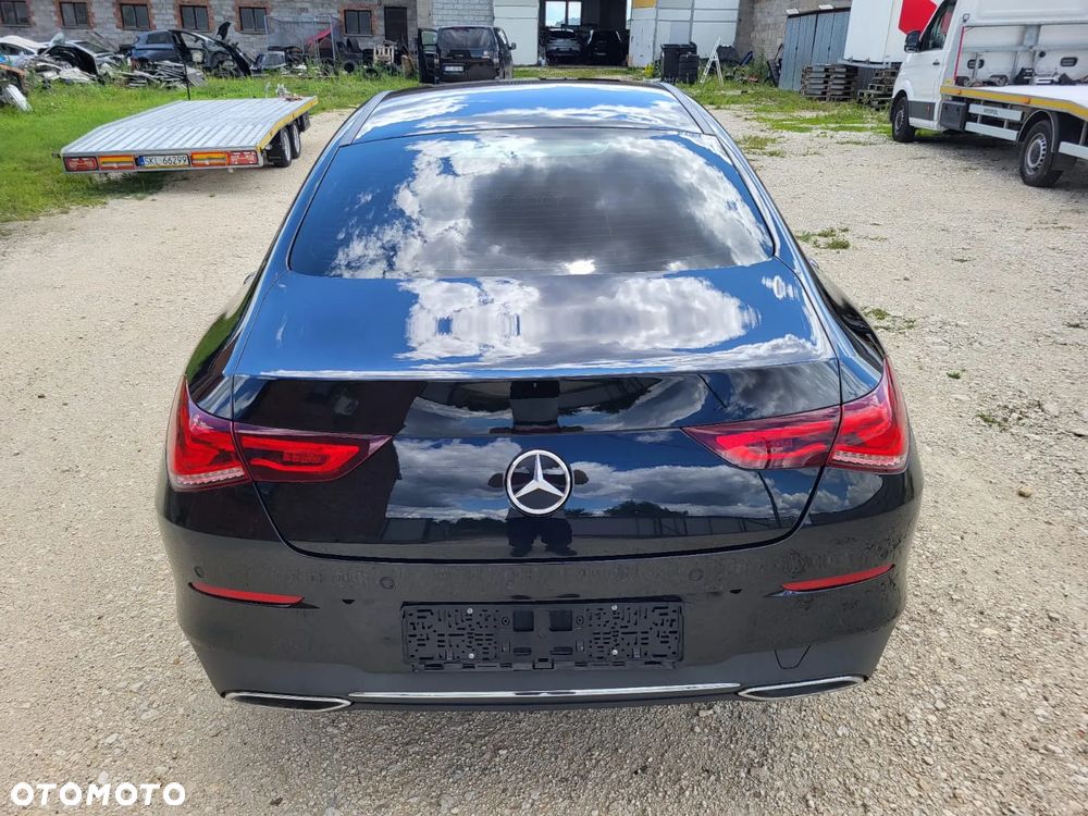 Mercedes-Benz CLA 180 7G-DCT Progressive Line Advanced - 7