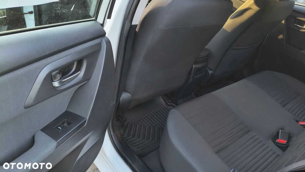 Toyota Auris - 13