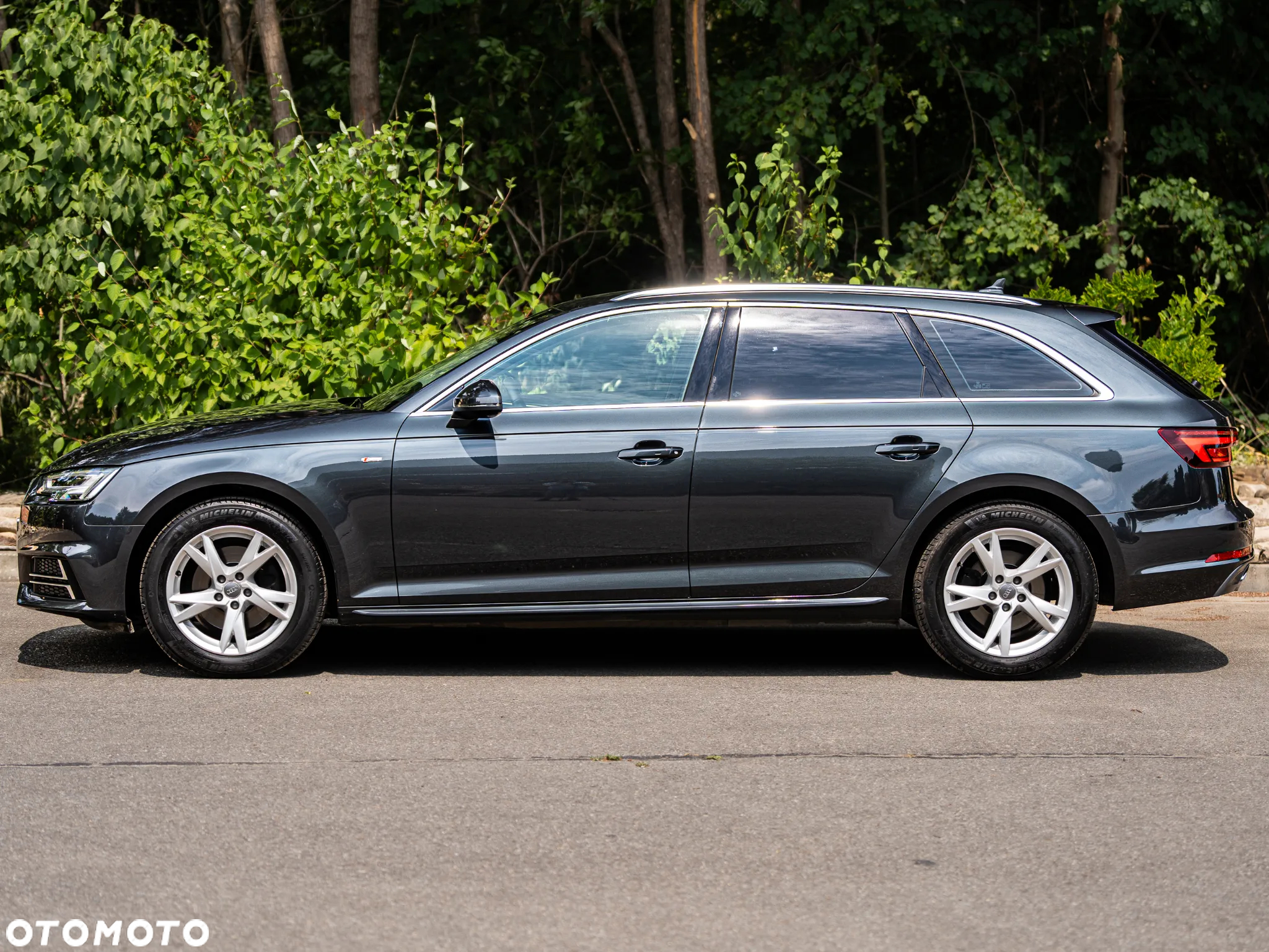 Audi A4 Avant 2.0 TDI ultra sport - 8