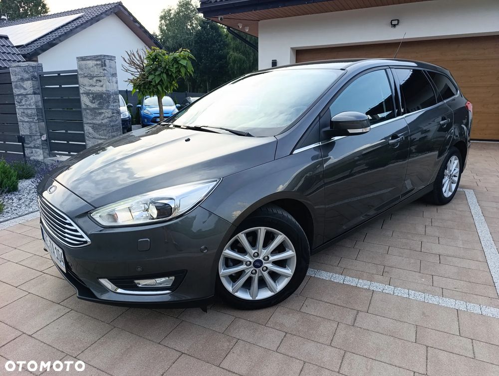 Ford Focus 1.0 EcoBoost Titanium - 3