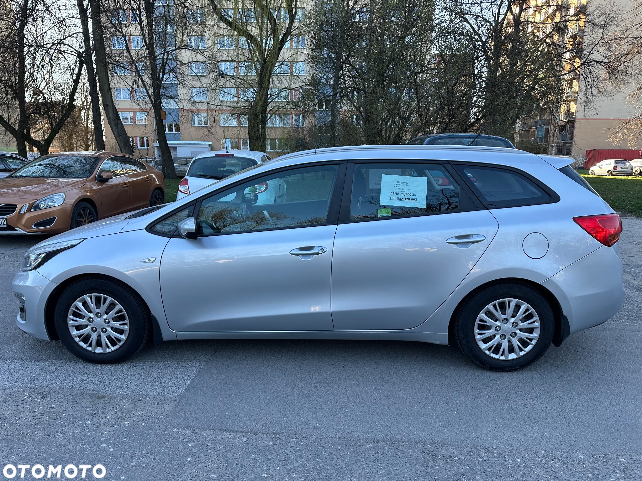 Kia Ceed - 8